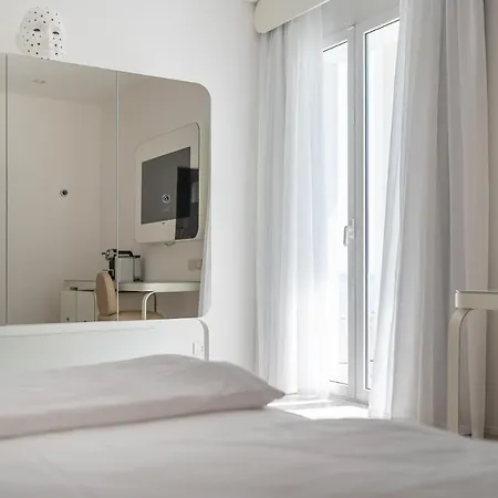 Unico Отель 5*